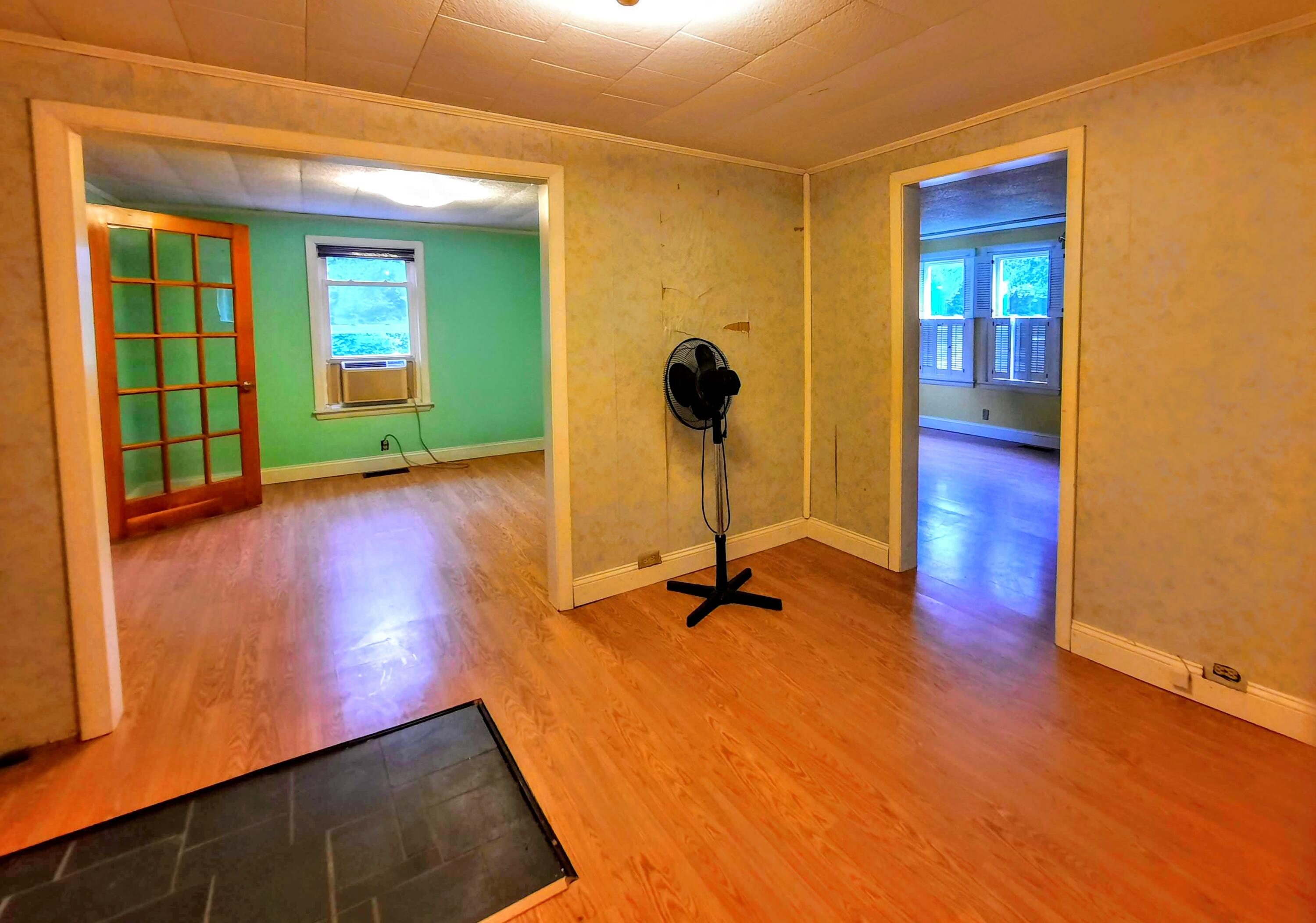 1233 State Street Bangor, ME 04401 - Photo 5 of 25 20210915_144405