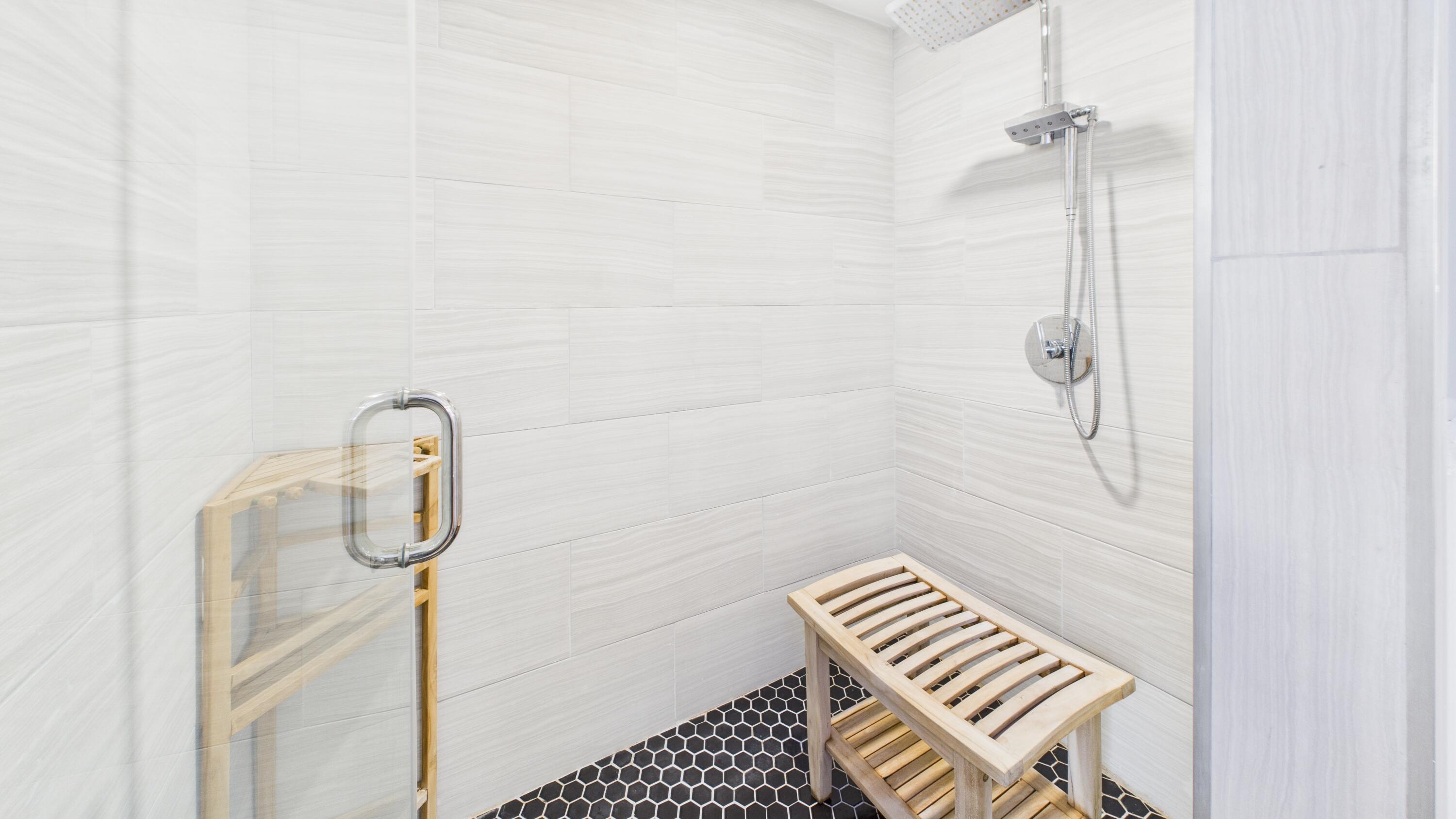 409 Chippendale Lane Bonneau, SC 29431 - Photo 9 of 21 Primary Bathroom