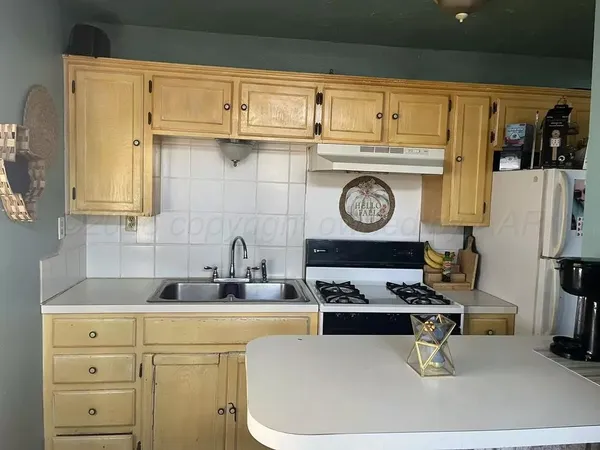 $1,000 | 905 South Madison Street, Amarillo, TX 79101