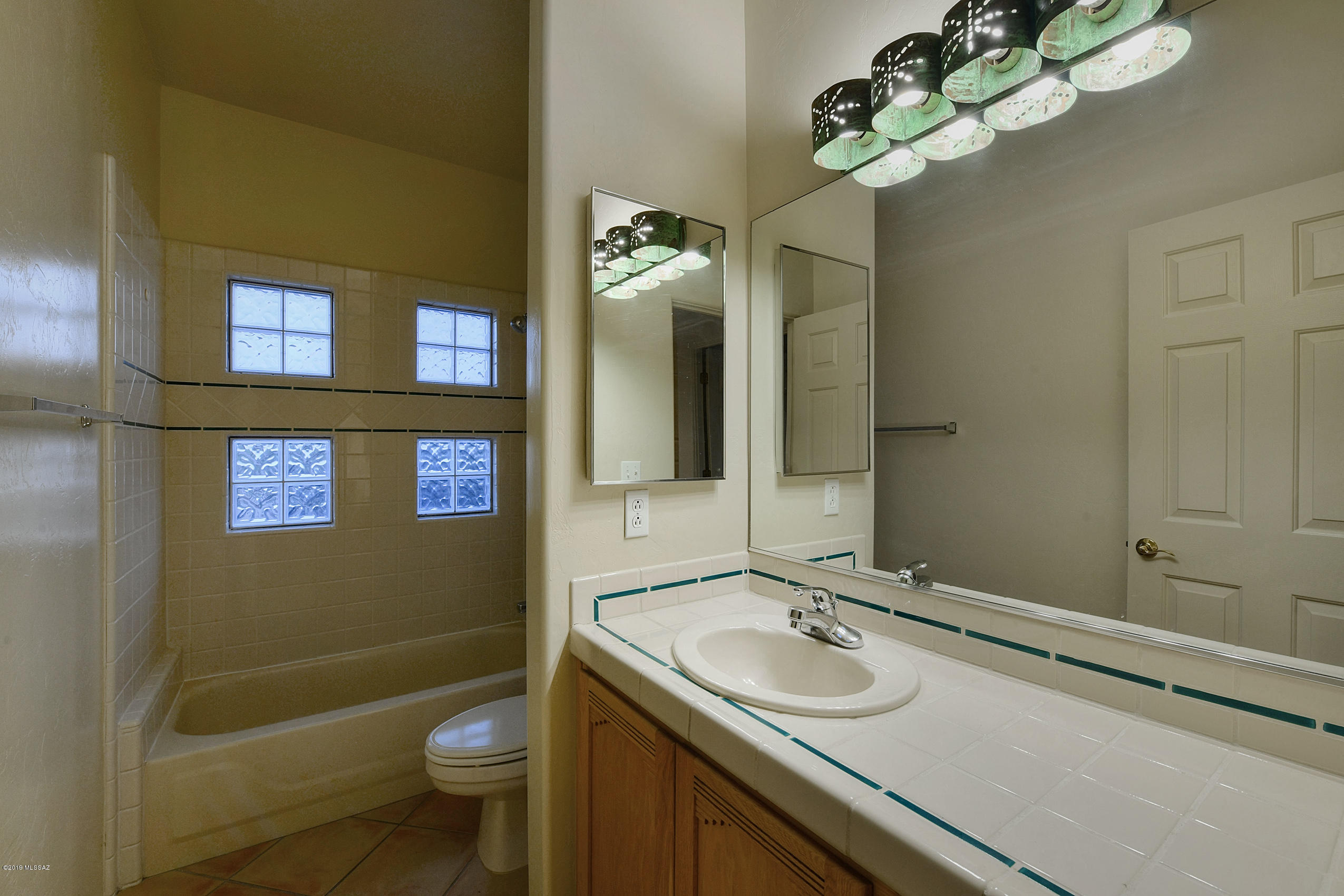 3553 North Grannen Road Tucson, AZ 85745 - Photo 18 of 40