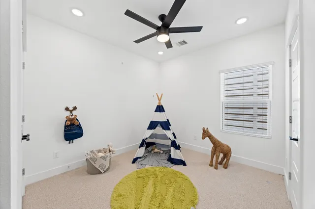 $2,345 | 5812 Highland Sky Lane, Houston, TX 77091