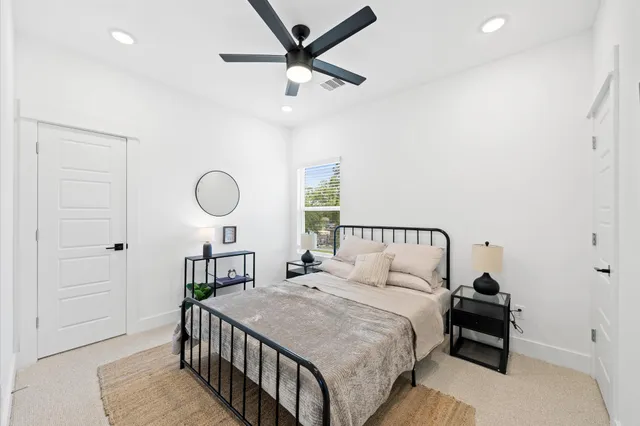 $2,345 | 5812 Highland Sky Lane, Houston, TX 77091