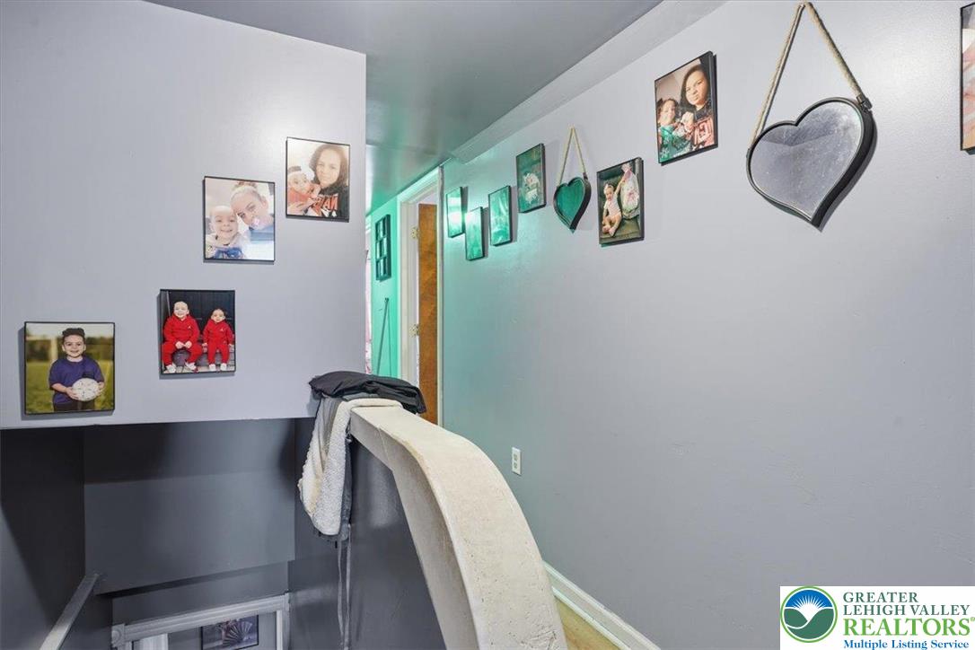 921 Broadway Fountain Hill, PA 18015 - Photo 38 of 93