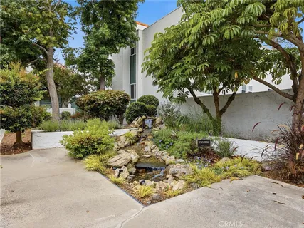 $1,275,000 | 4834 McConnell Avenue, Los Angeles, CA 90066