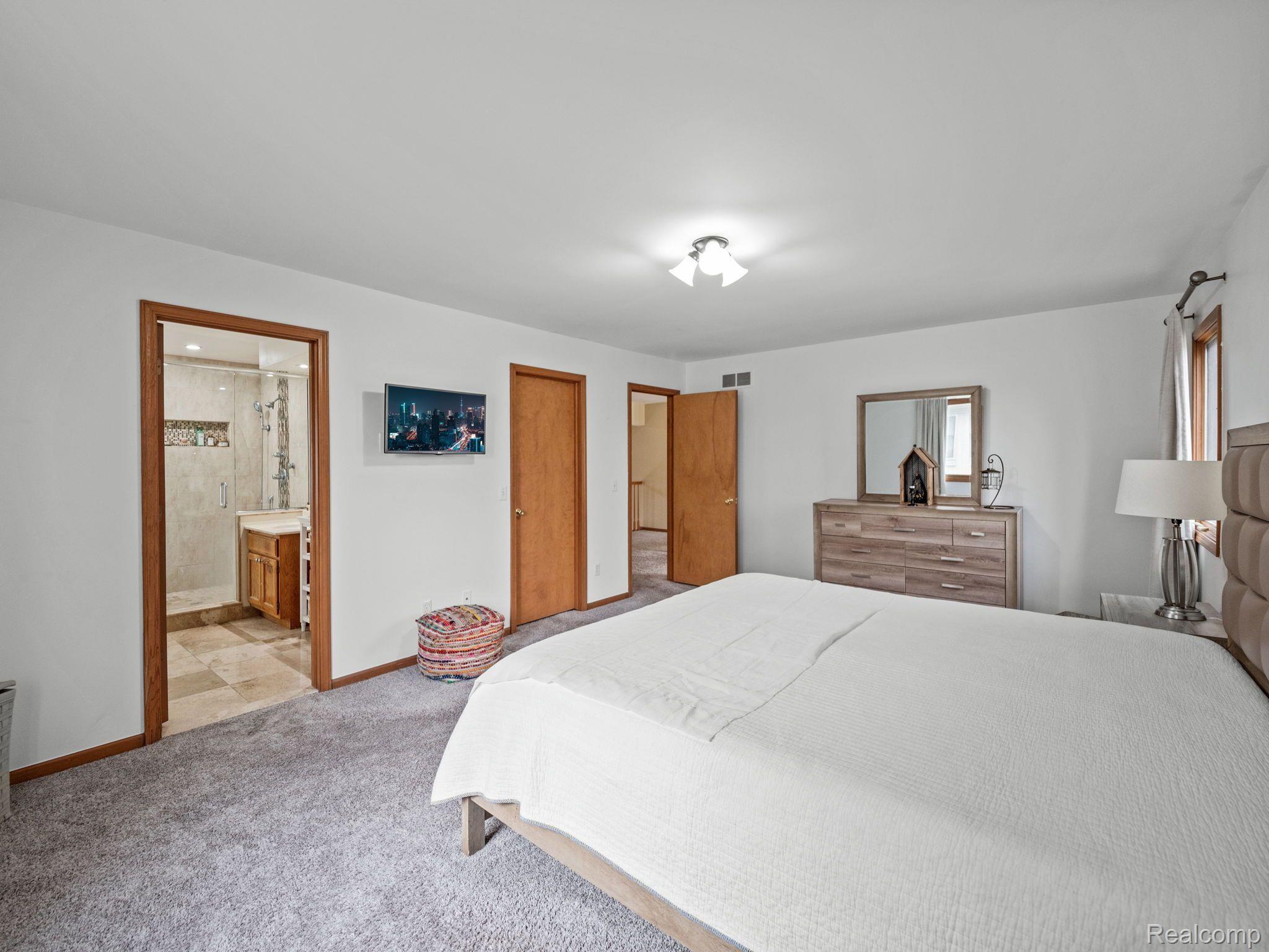 1090 River Mist Drive Rochester, MI 48307 - Photo 22 of 42 Gallery Image 22