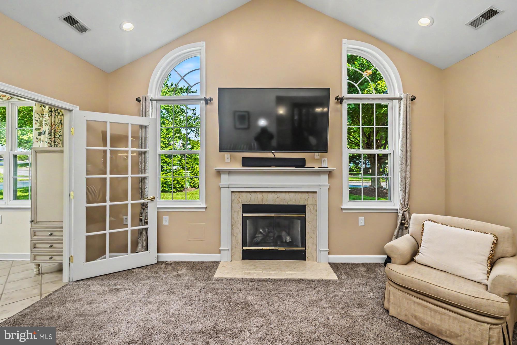 105 Hulnick Road, Unit 438 Coatesville, PA 19320 - Photo 5 of 43 Beautiful open Living room with cathedral ceiling