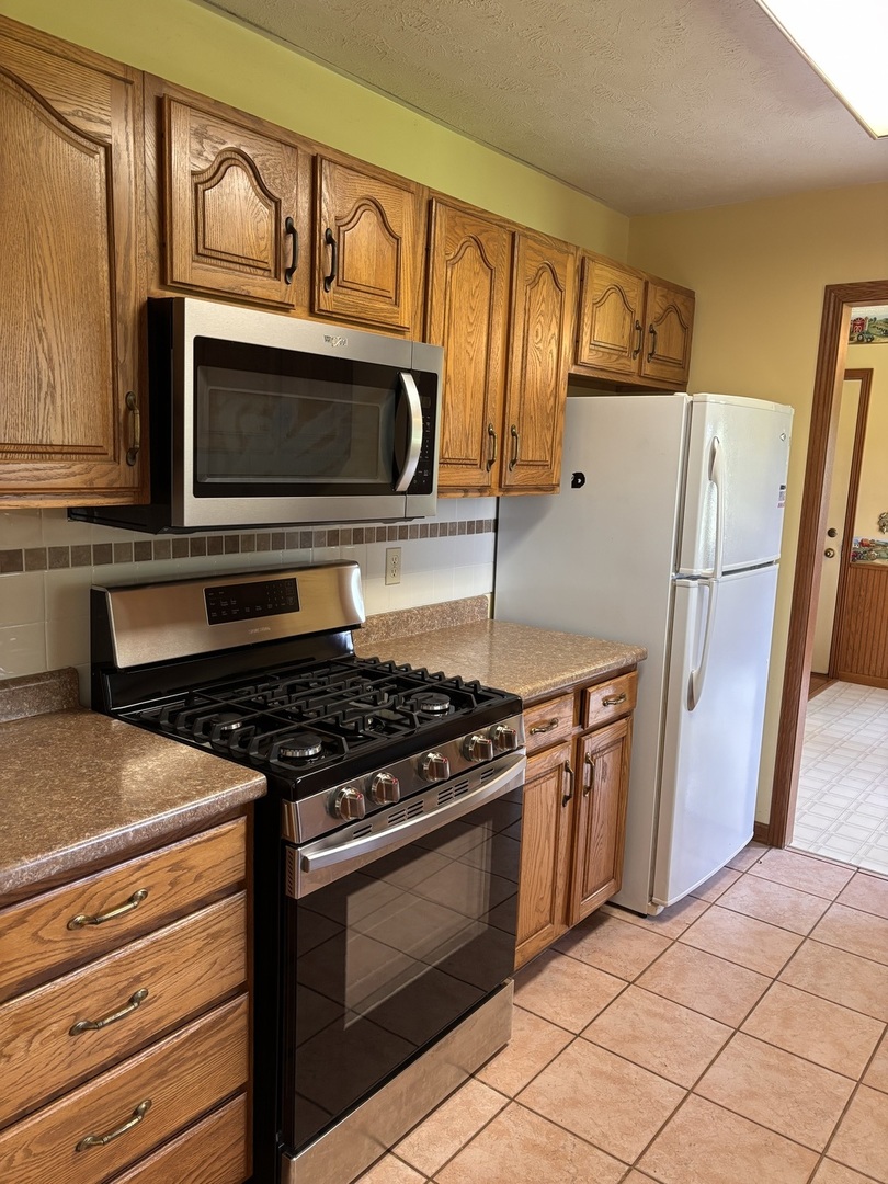 7177 Old Peoria Road Danvers, IL 61732 - Photo 18 of 34