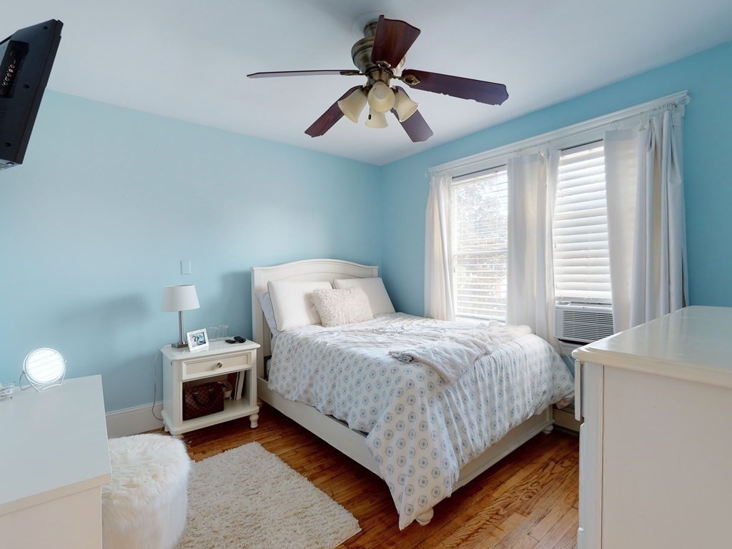 25-27 Charlotte Road Waltham, MA 02453 - Photo 13 of 24 Gallery Image 13