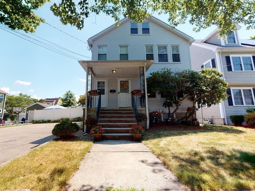 25-27 Charlotte Road Waltham, MA 02453 - Photo 3 of 24 Gallery Image 3
