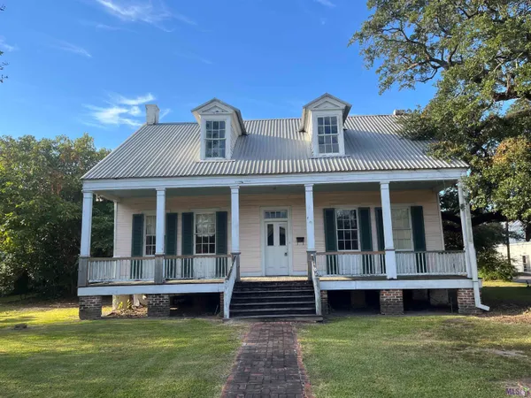 $199,000 | 58060 Court Street, Plaquemine, LA 70764