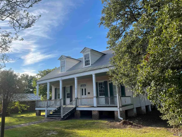 $205,000 | 58060 Court Street, Plaquemine, LA 70764