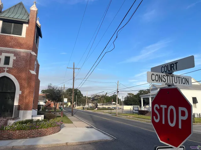 $205,000 | 58060 Court Street, Plaquemine, LA 70764