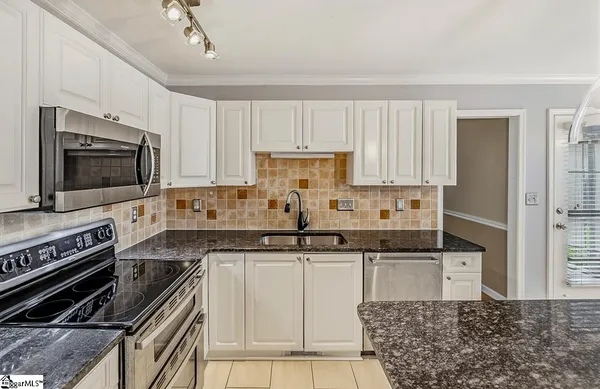 $340,000 | 51 Staffordshire Way, Simpsonville, SC 29681