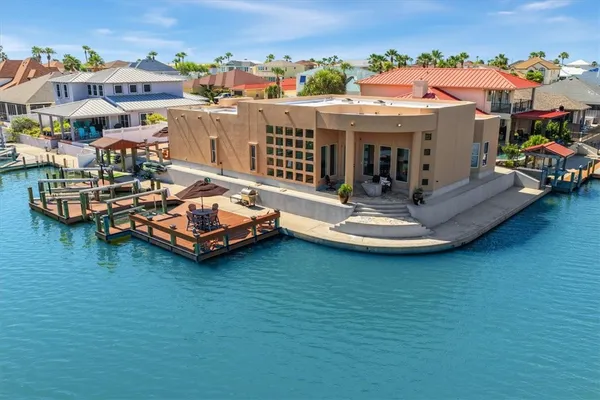 $1,150,000 | 112 Sailfish Court, Aransas Pass, TX 78336