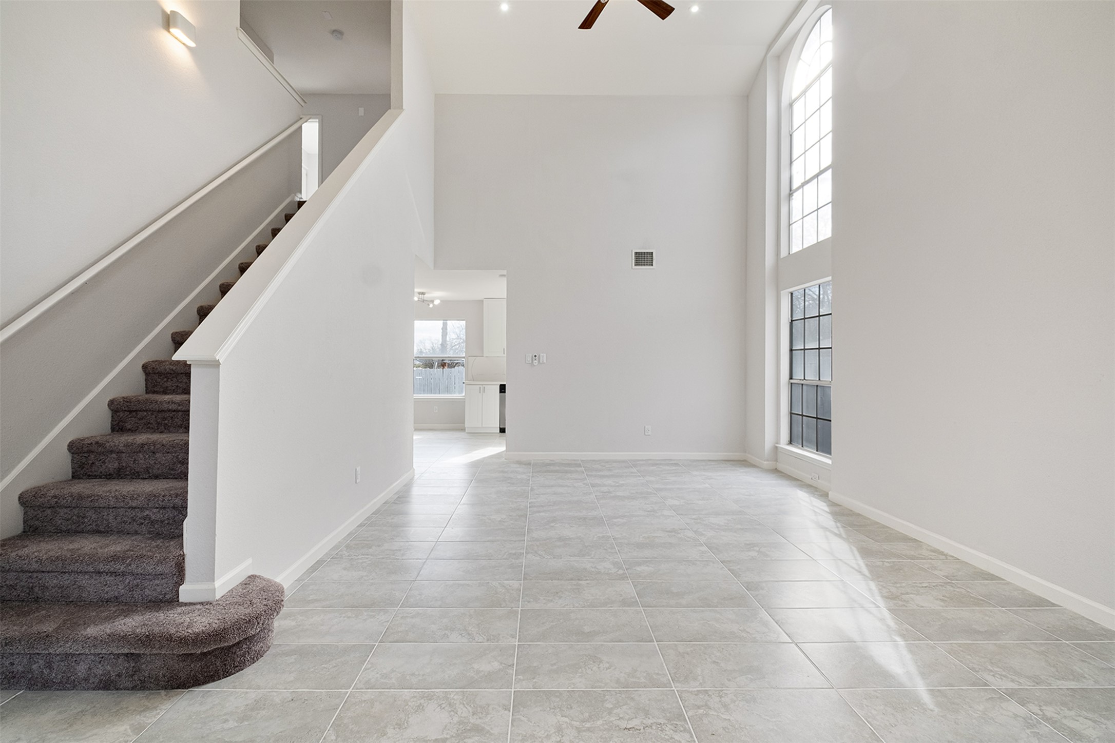 518 Tanner Trail Pflugerville, TX 78660 - Photo 4 of 32 a view of an entryway with stairs