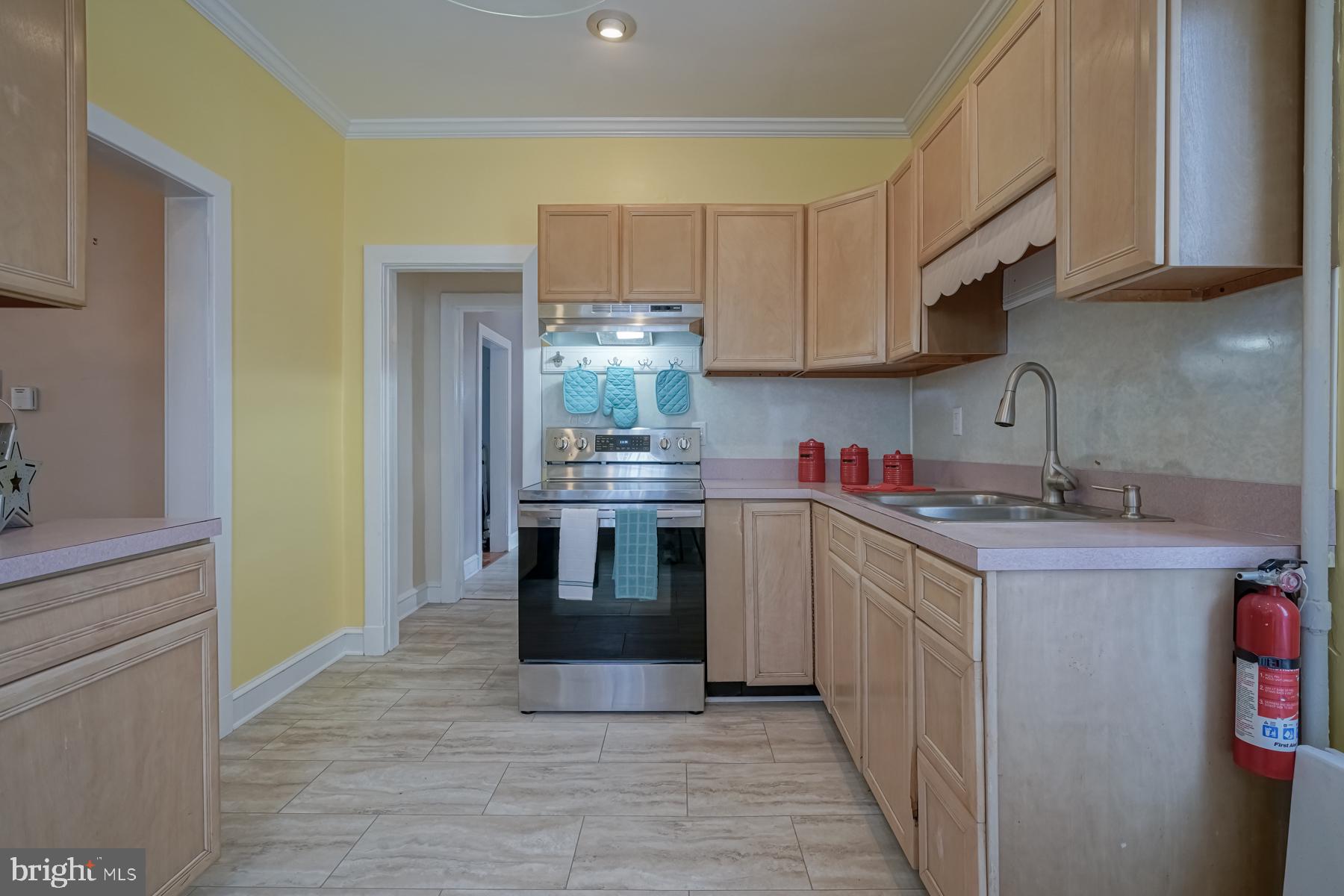 260 Shell Road Penns Grove, NJ 08069 - Photo 17 of 42 Kitchen with Recessed Lighting