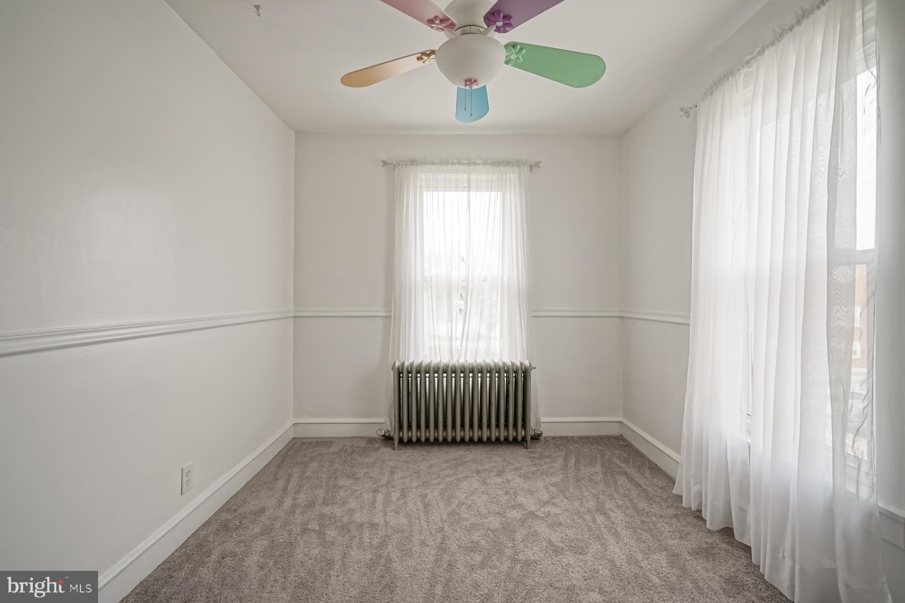 260 Shell Road Penns Grove, NJ 08069 - Photo 20 of 42 Bedroom 2 with Ceiling Fan