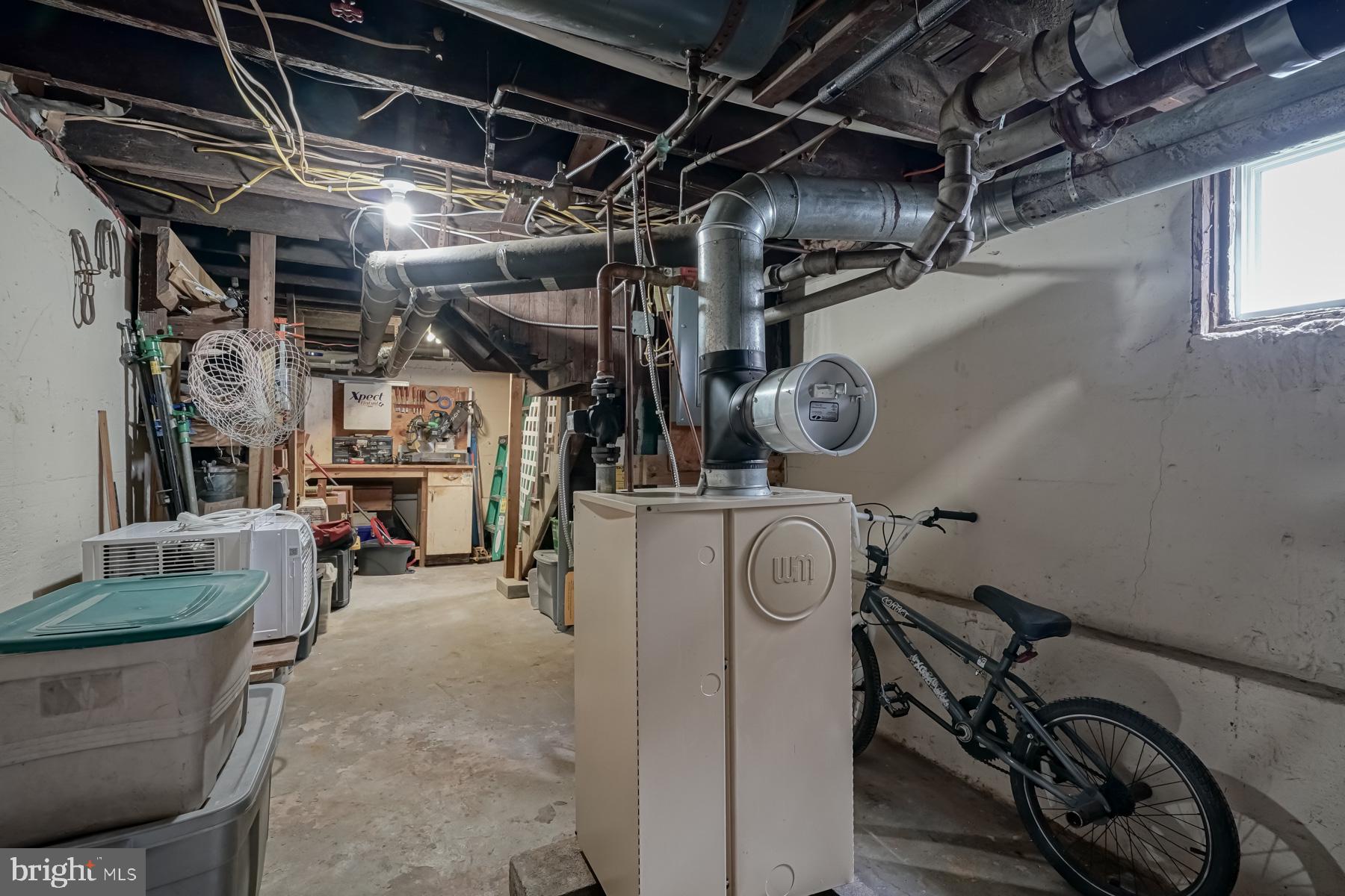260 Shell Road Penns Grove, NJ 08069 - Photo 39 of 42 Basement for Storage
