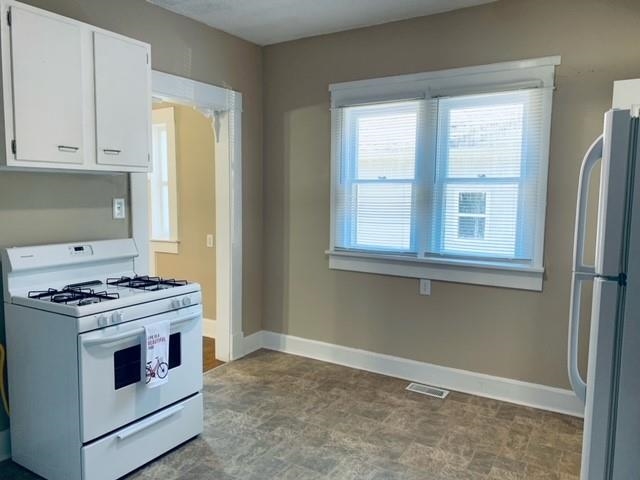 320 16th Street Bedford, IN 47421 - Photo 10 of 22 Gallery Image 10