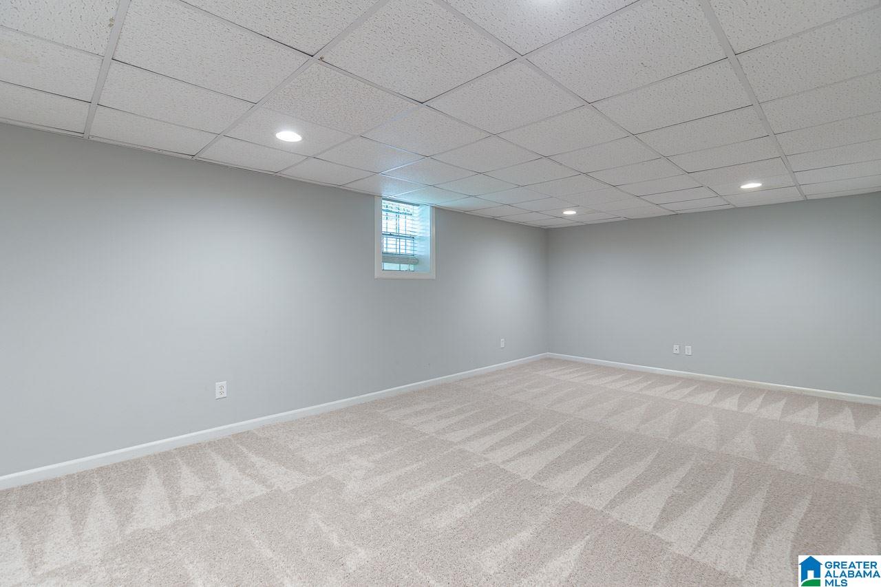 1045 Blue Ridge Boulevard Birmingham, AL 35226 - Photo 23 of 36