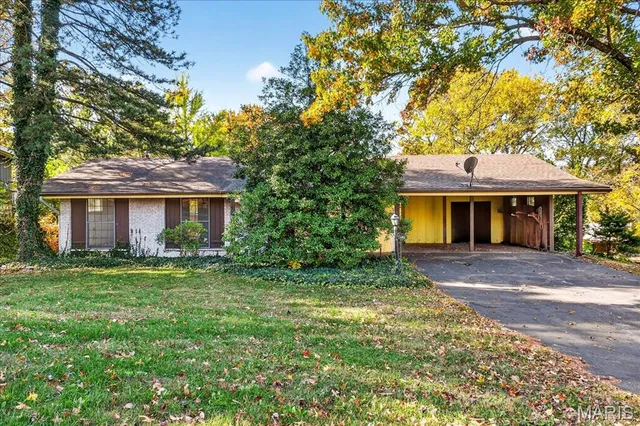 $249,000 | 141 Meadowlark Drive, St. Louis, MO 63146