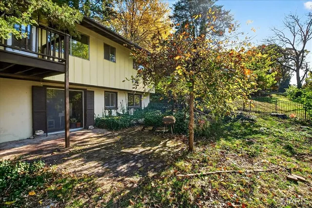 $249,000 | 141 Meadowlark Drive, St. Louis, MO 63146