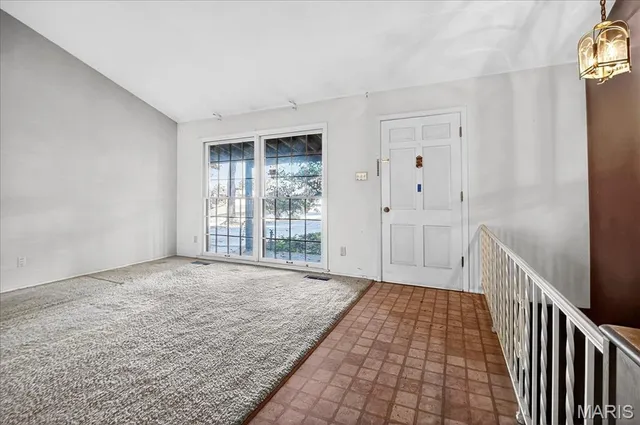 $249,000 | 141 Meadowlark Drive, St. Louis, MO 63146