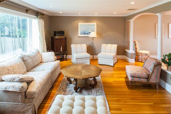 4 Buchanan Road Marblehead, MA 01945 - Photo 5 of 11 a living room with furniture and a large window
