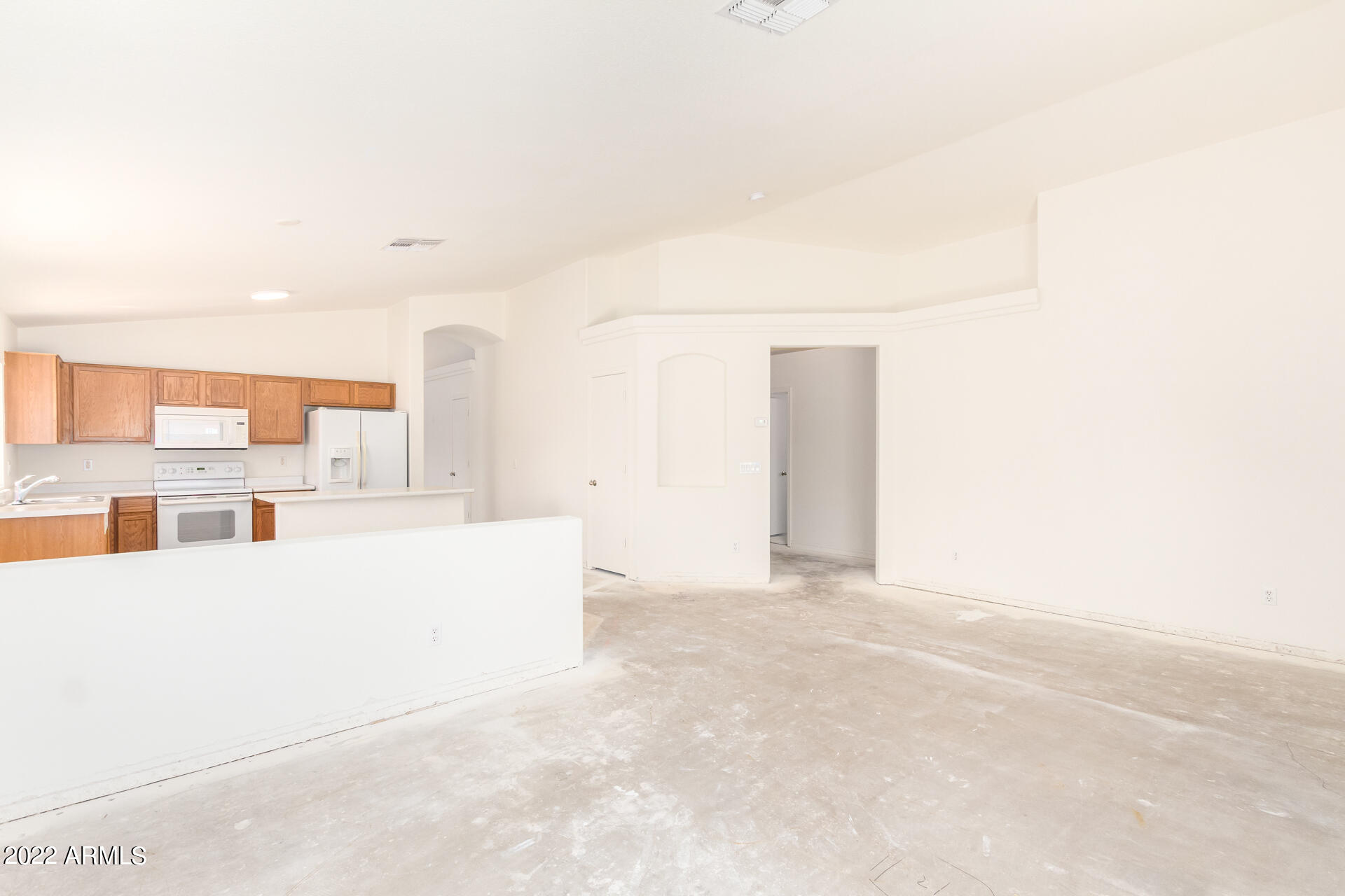 13053 West Redfield Road El Mirage, AZ 85335 - Photo 9 of 28 0009-9-Redfield