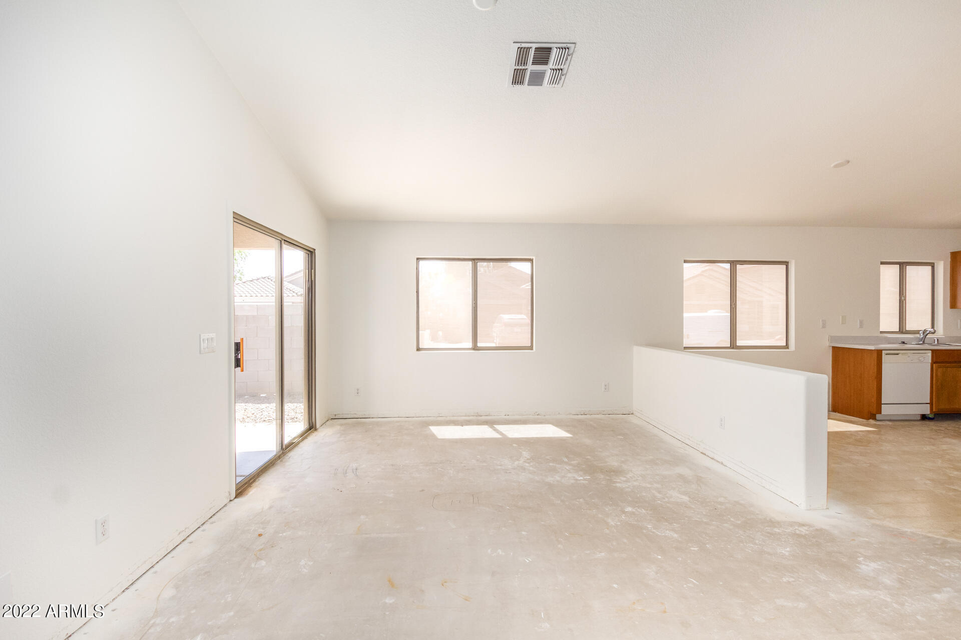 13053 West Redfield Road El Mirage, AZ 85335 - Photo 10 of 28 0010-10-Redfield