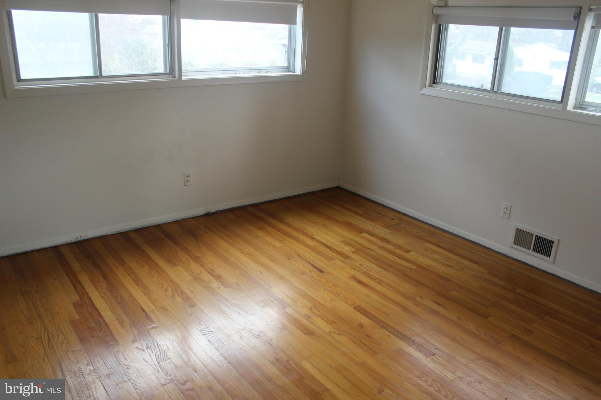 2401 Sylvale Road Baltimore, MD 21209 - Photo 13 of 23 Bedroom