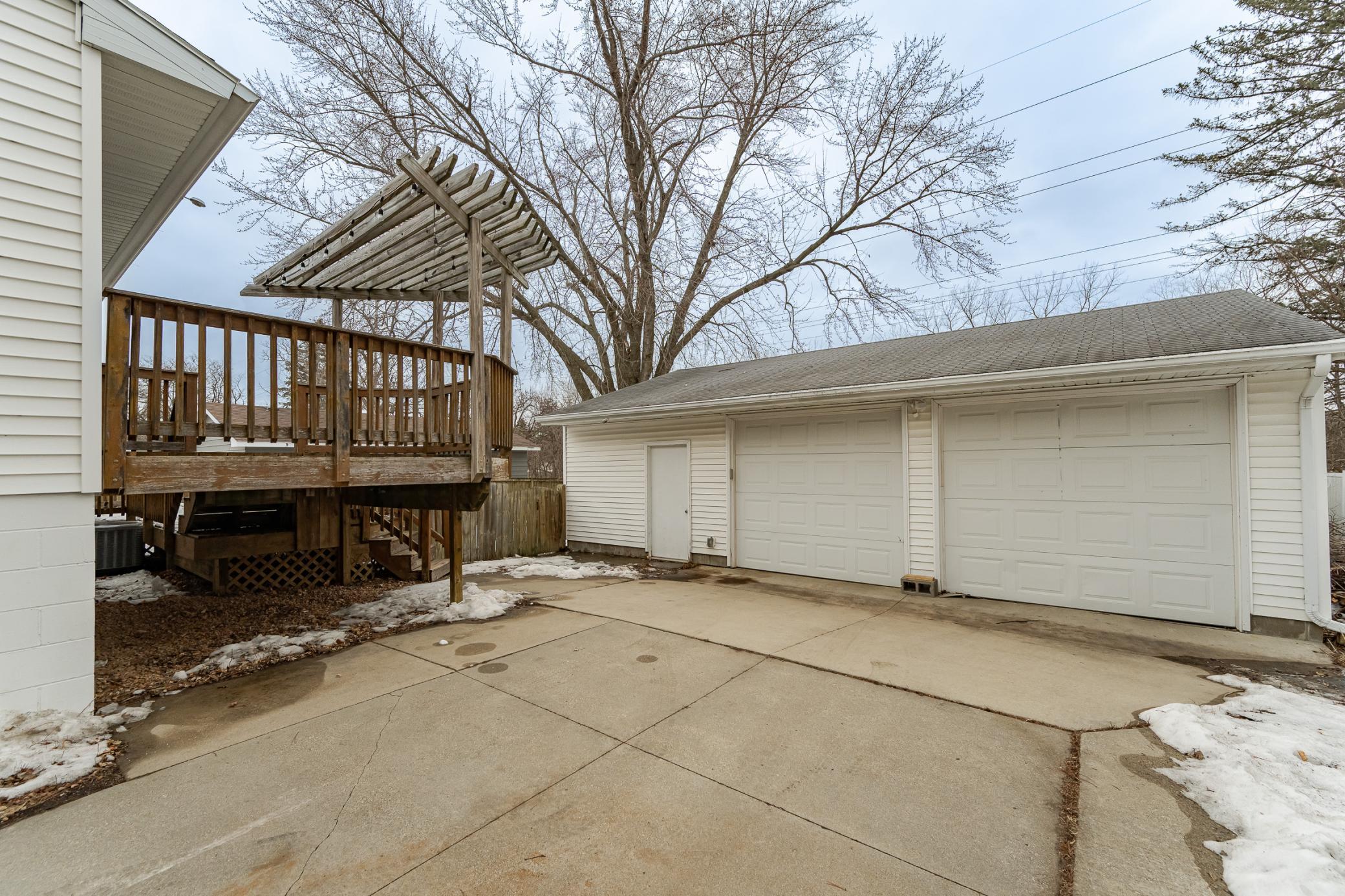 164 36th Avenue Northwest Rochester, MN 55901 - Photo 2 of 27