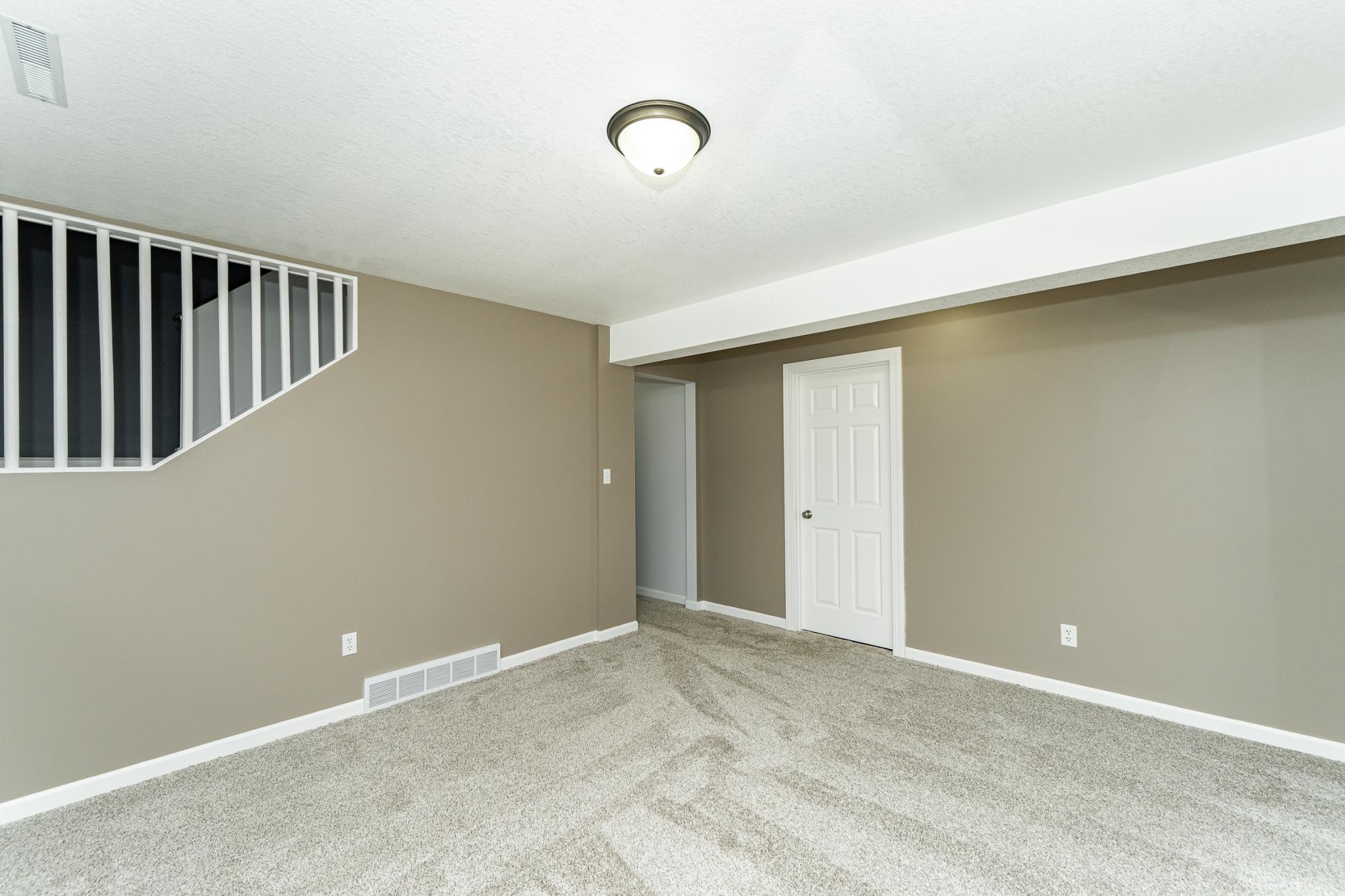 164 36th Avenue Northwest Rochester, MN 55901 - Photo 21 of 27