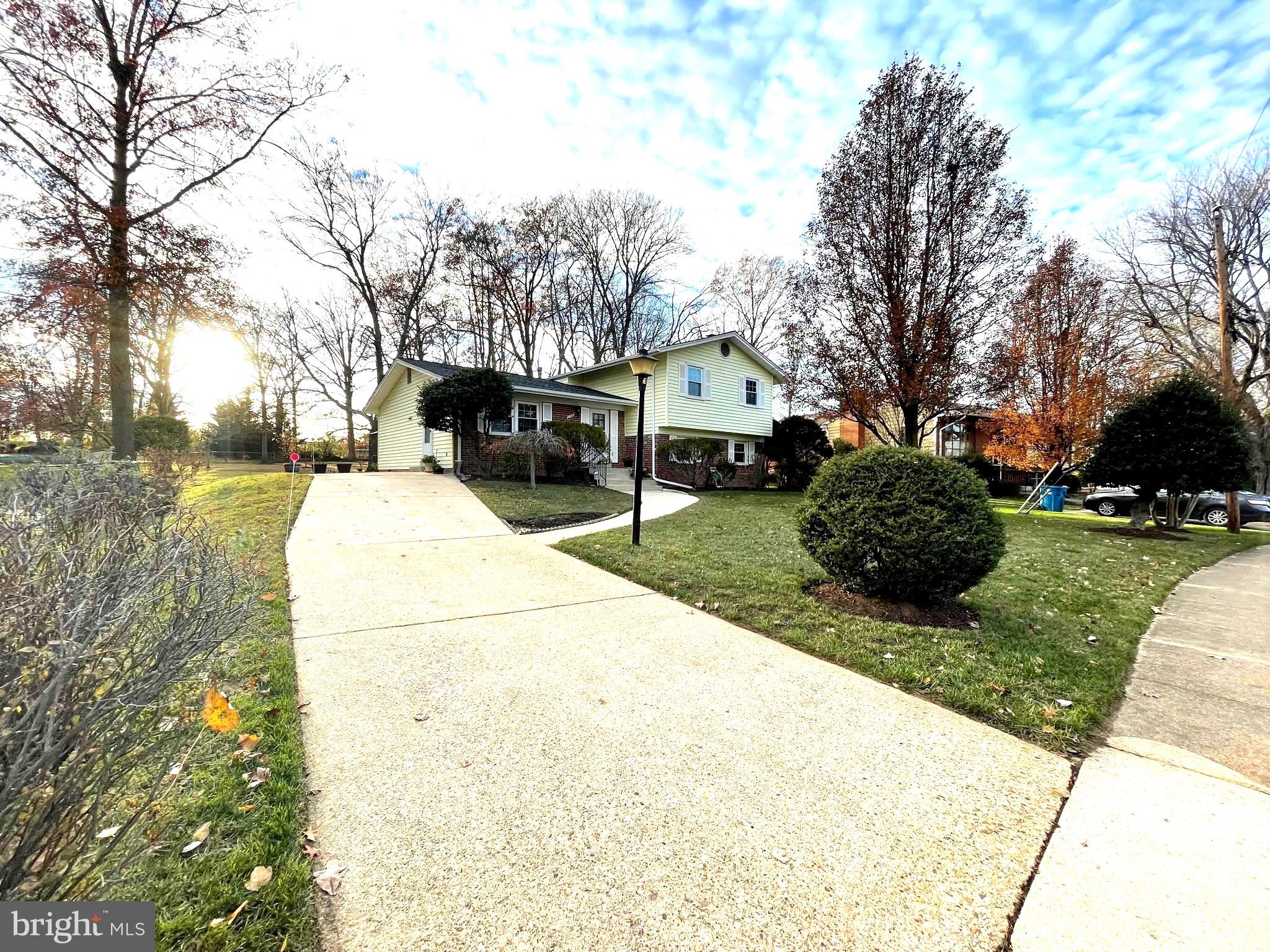 6106 Rivanna Drive Springfield, VA 22150 - Photo 2 of 62