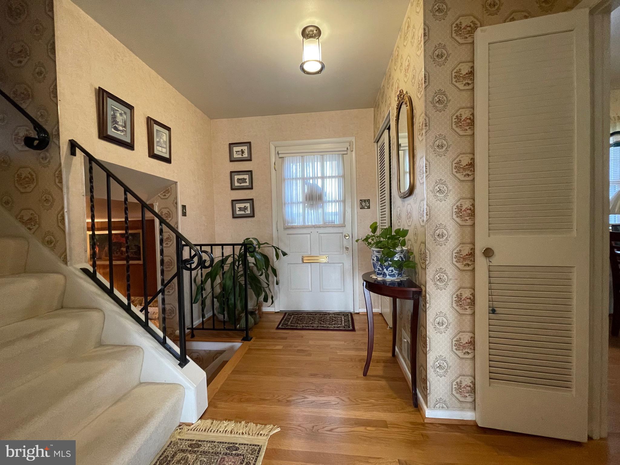 6106 Rivanna Drive Springfield, VA 22150 - Photo 9 of 62
