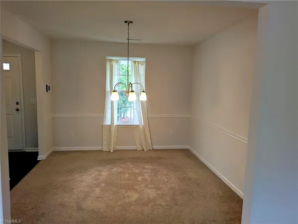 $2,000 | 2040 Perrin Court, Winston-Salem, NC 27101