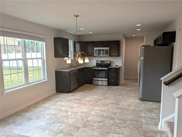 $2,000 | 2040 Perrin Court, Winston-Salem, NC 27101