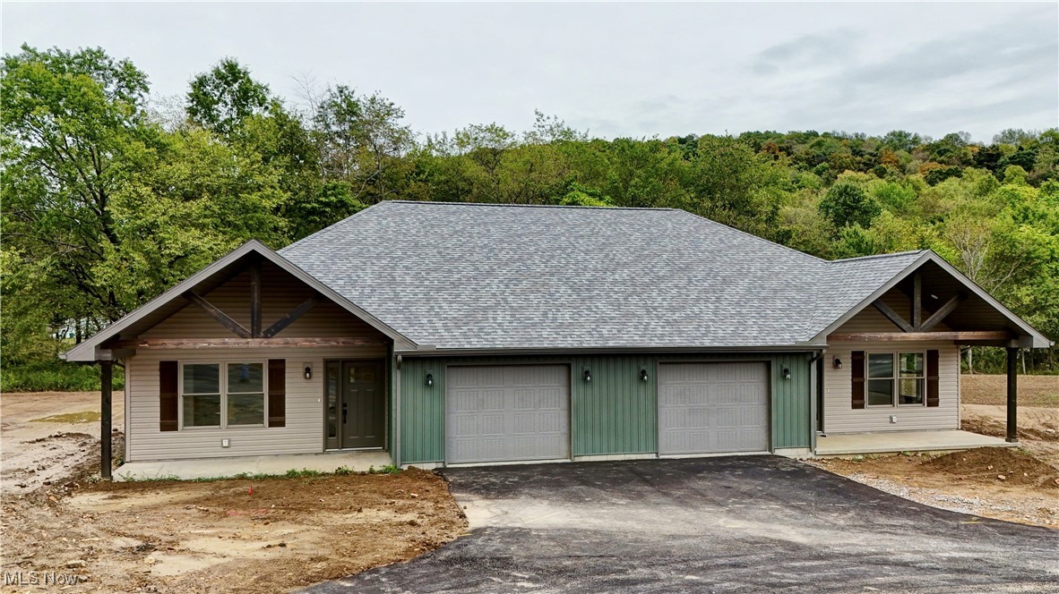 2709 Barnhill Road Southeast New Philadelphia, OH 44663 - Photo 2 of 20