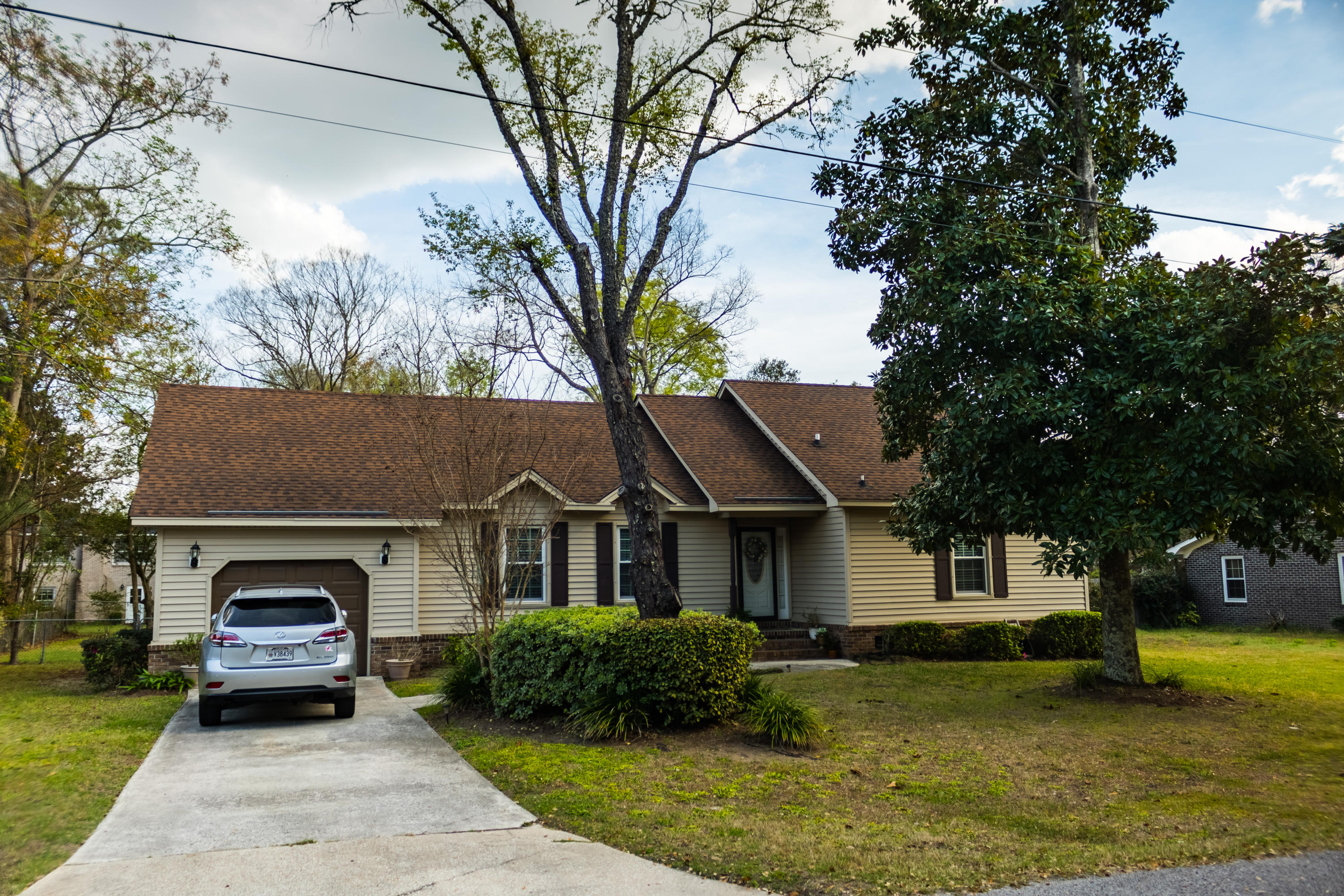767 Larkwood Road Charleston, SC 29412 - Photo 1 of 31 Edited-26