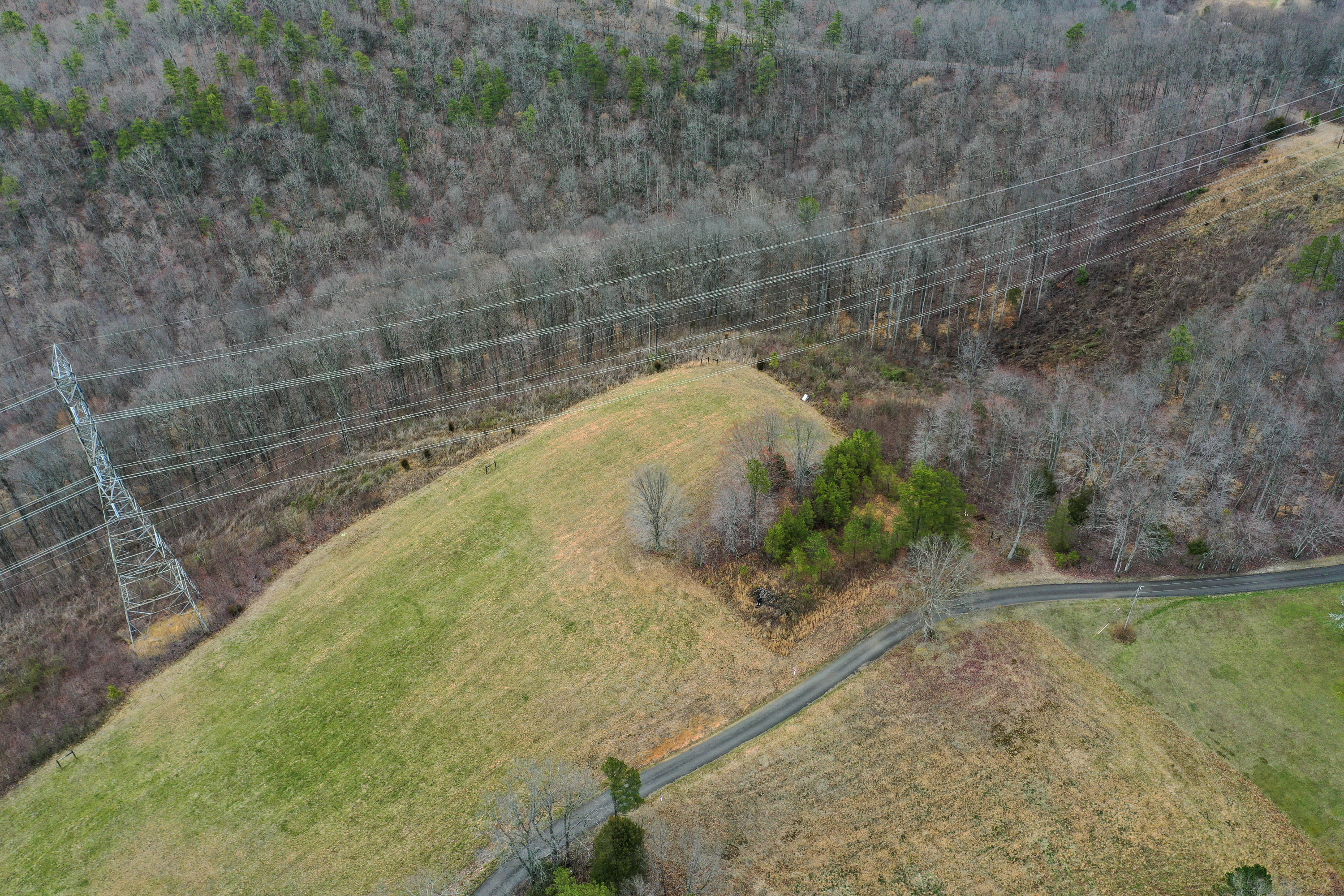 385 Pole Ridge Road Somerset, KY 42501 - Photo 3 of 18 16-DJI_0098