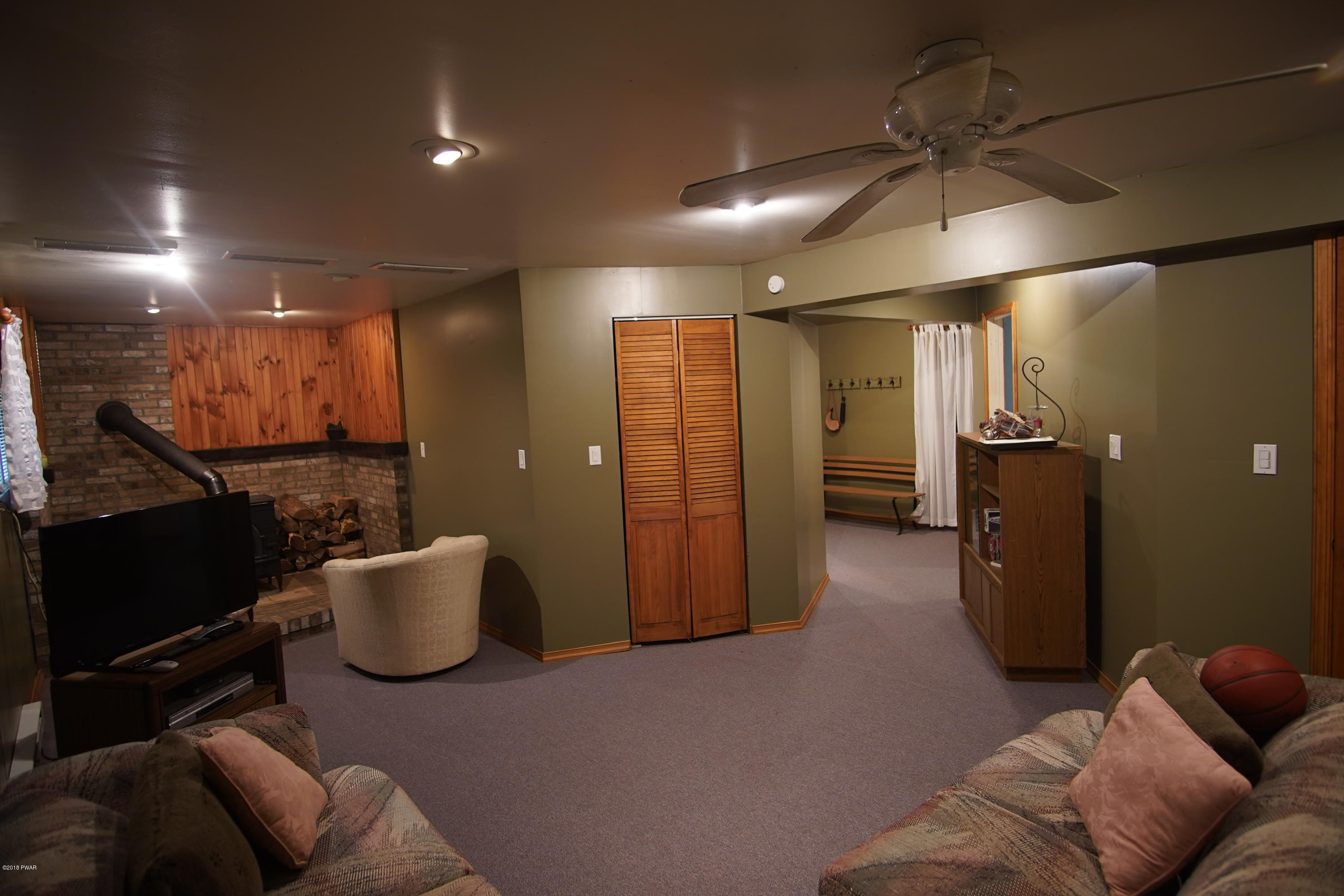 181 Tanager Road Lackawaxen, PA 18435 - Photo 15 of 29 Basement
