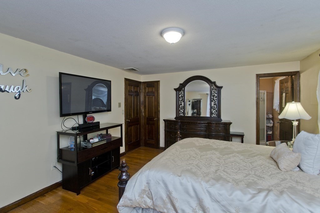 361 Granville Road Southwick, MA 01077 - Photo 16 of 35 Gallery Image 16
