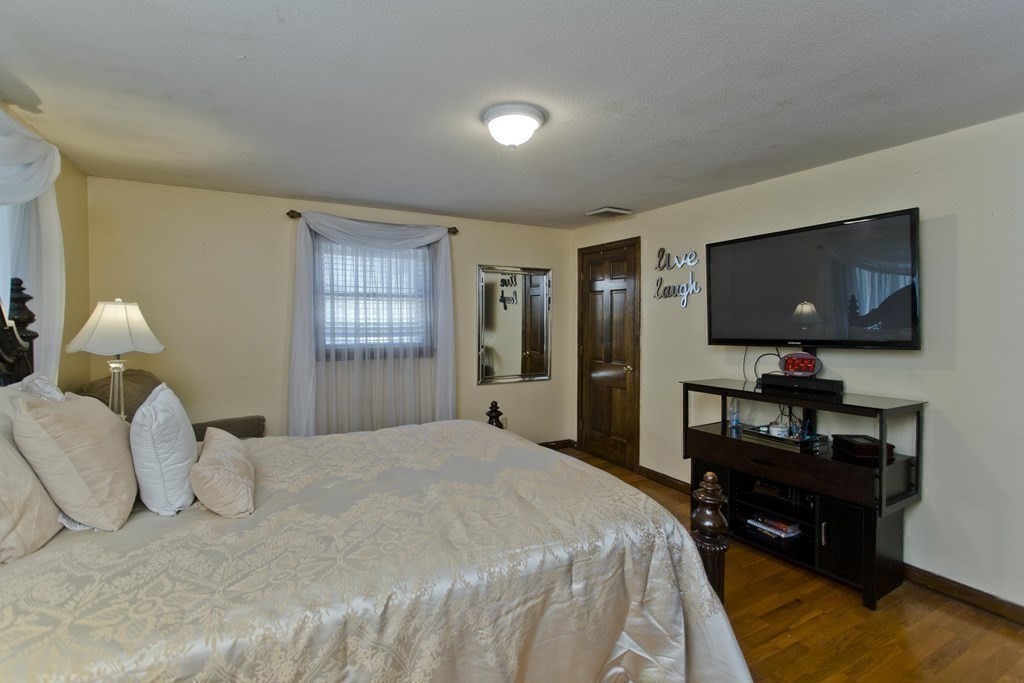 361 Granville Road Southwick, MA 01077 - Photo 17 of 35 Gallery Image 17