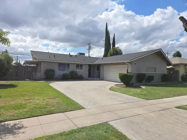 $335,000 | 3029 North 2nd Street, Fresno, CA 93703
