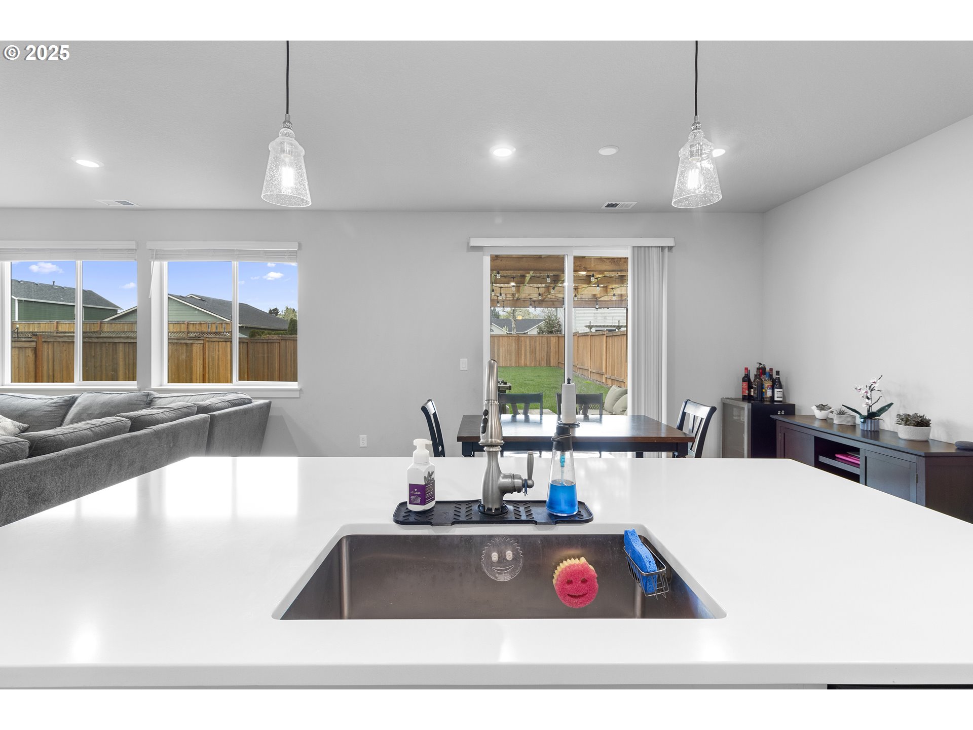 3072 Southeast 25th Street Gresham, OR 97080 - Photo 17 of 48 a living room with large window
