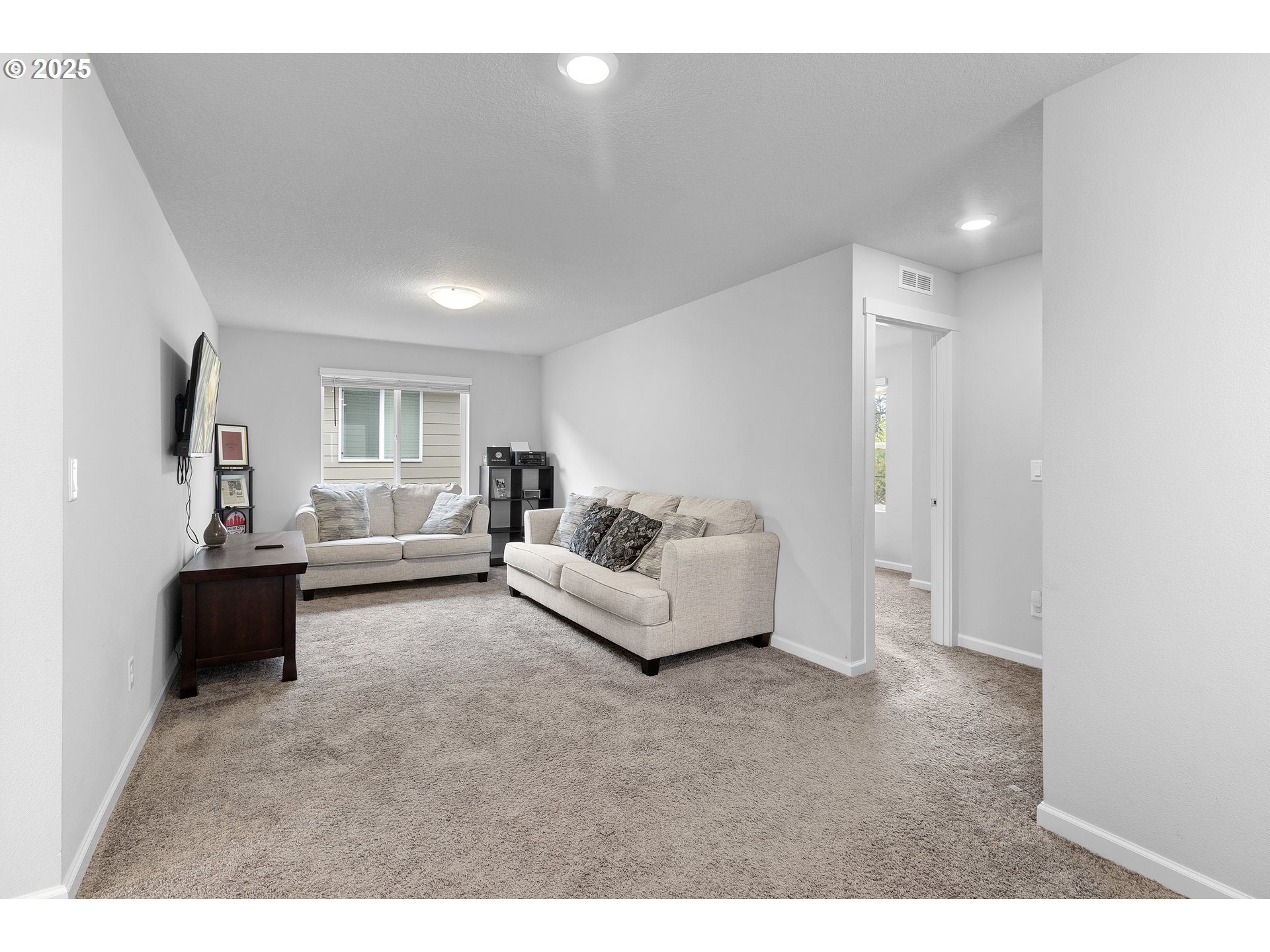 3072 Southeast 25th Street Gresham, OR 97080 - Photo 23 of 48 a living room with furniture and a flat screen tv