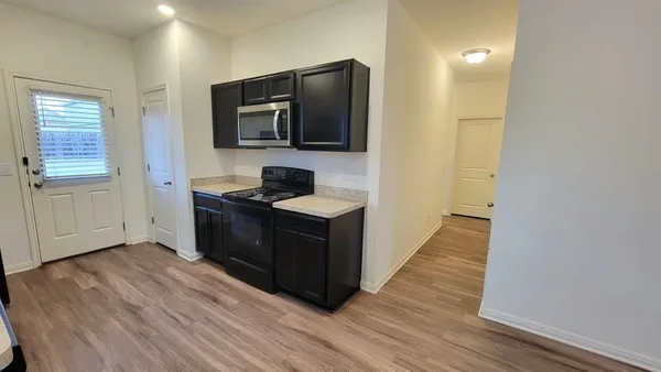 $1,800 | 850 Bunton Reserve Boulevard, Kyle, TX 78640