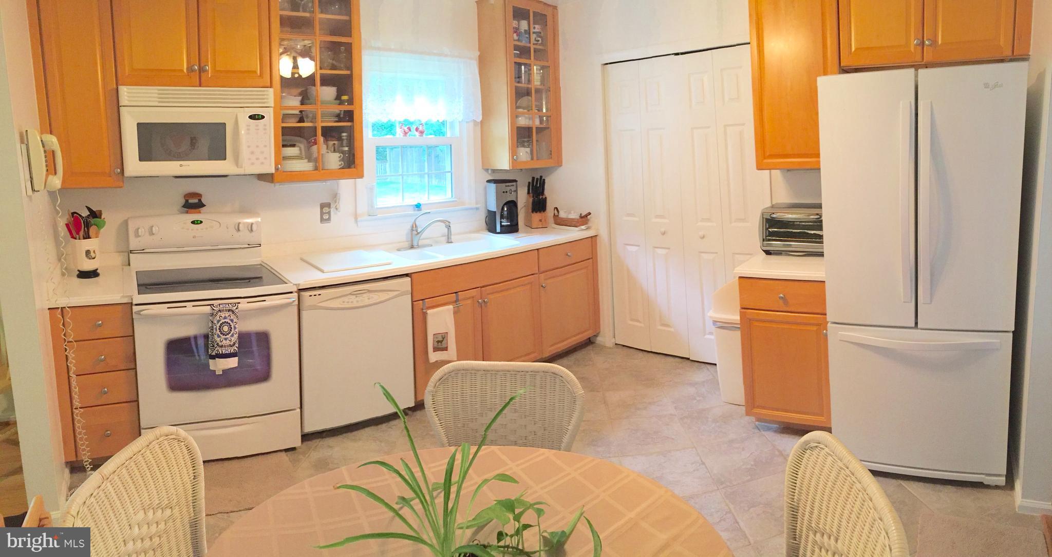 8021 Leland Road Manassas, VA 20111 - Photo 16 of 23 Kitchen