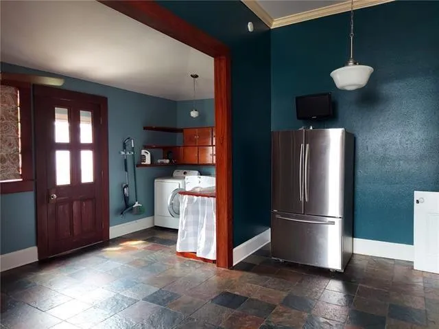 $2,150 | 612 Lafayette Street, Gretna, LA 70053