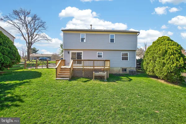 $549,900 | 19985 Wild Cherry Lane, Germantown, MD 20874